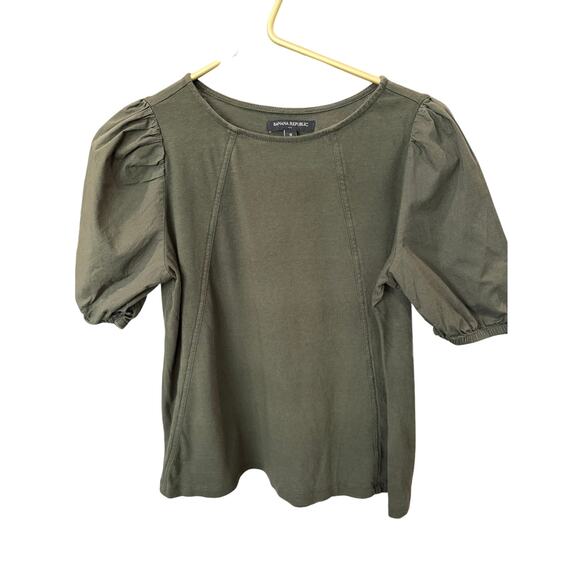 Banana Republic Puff Sleeve Crew Neck Tee Olive Green Size S EUC ✨ - Picture 3 of 8